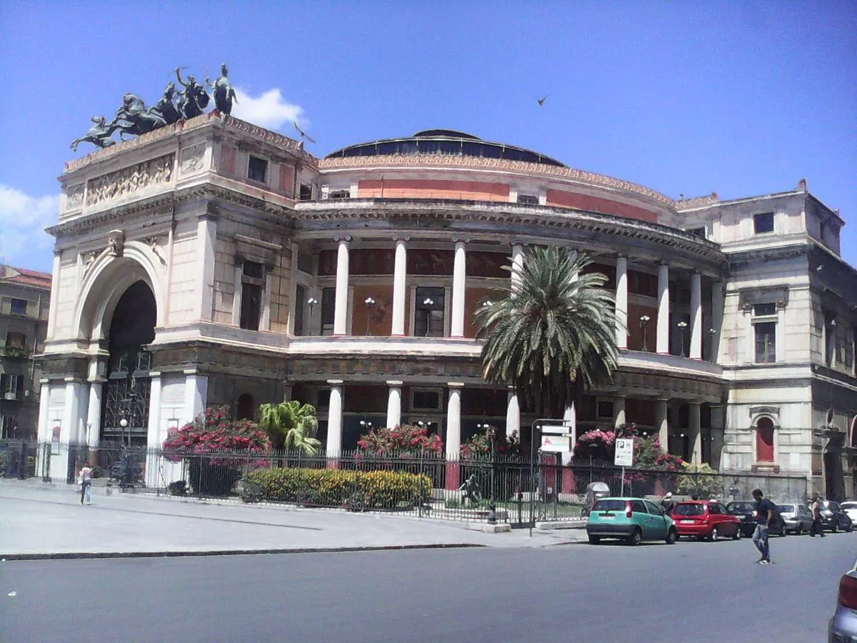 Palermo Centrale hi Hotel 0*,  Italia